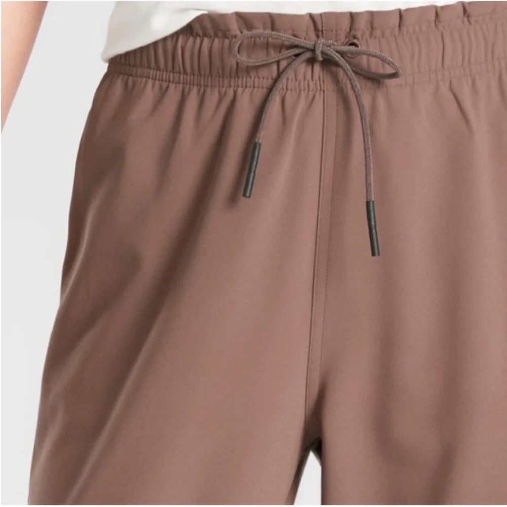 BOGO! Athleta Metropolis Jogger Satin Trim Mineral Brown Size 2
